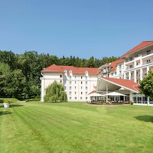 https://parkhotel-maximilian.com-bavaria.com