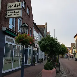 https://hostel-gastehaus-zum-padre.dusseldorf-hotel.net